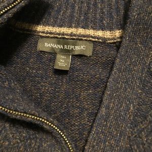 Banana Republic Men’s Quarter Zip Sweater